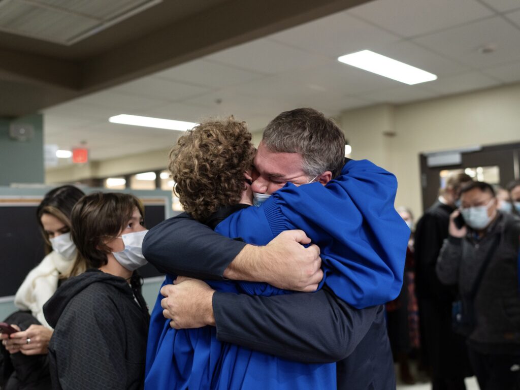 20221214_183736615_iOS